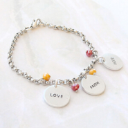 Inspirational Sets Get inspired: ImpressArt jewellery