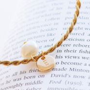 Inspirational Sets Create trendy jewellery with initial charms