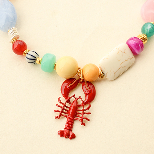 Add new trendy earrings to your collection 