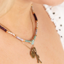 This is how you make the most beautiful trendy jewellery with shell beads:
