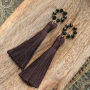Get inspired! Make trendy earrings with big tassels: