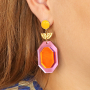 Create jewellery with neon trend items