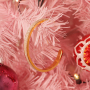 Tips for creating a statement Christmas collection