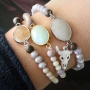 Gorgeous jewellery with semi-precious stone pendants as an eyecatcher