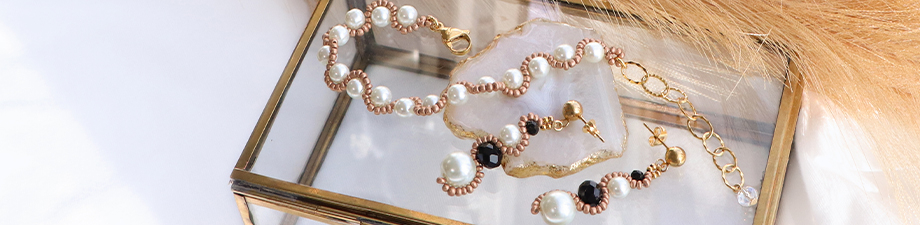 Glass pearls